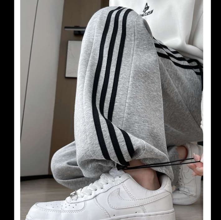ストレッチワイドパンツ 裾ゆったり