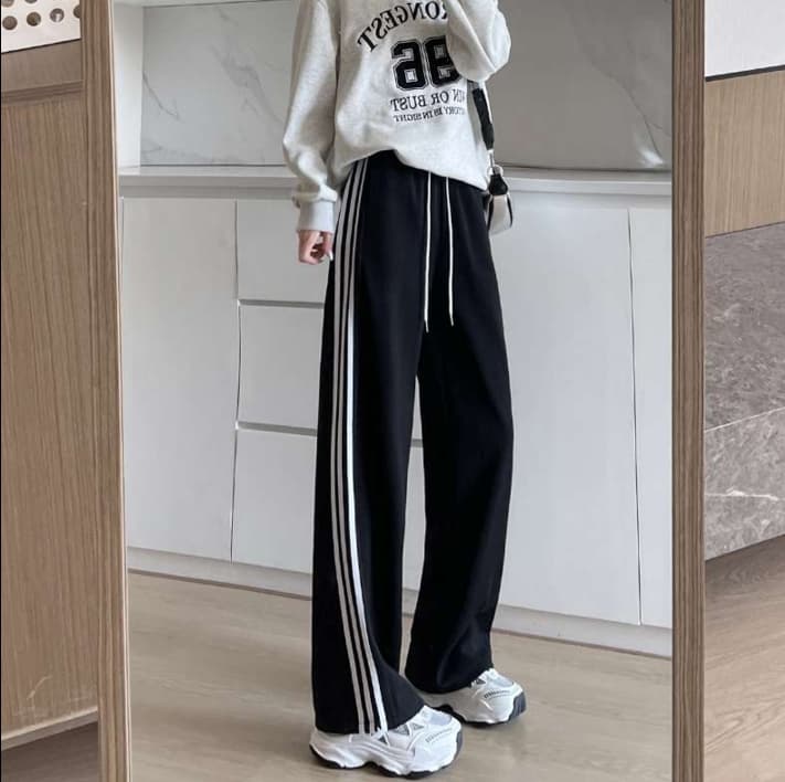 ストレッチワイドパンツ 裾ゆったり