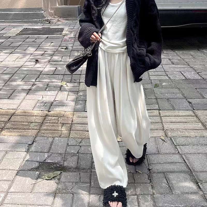 リラックスワイドパンツ