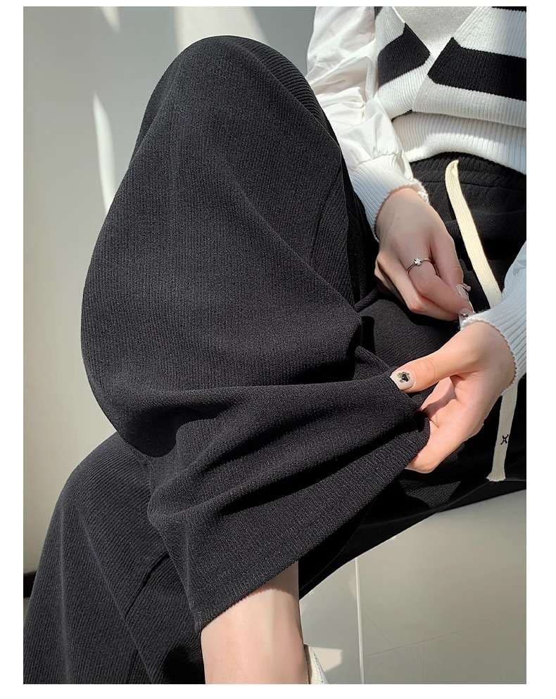 リラックスワイドタックパンツ
