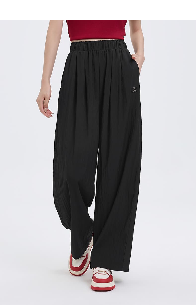 ワイドタックパンツ