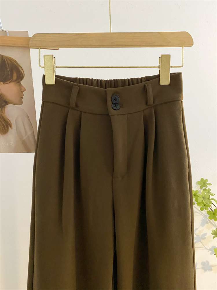 ふんわりワイドタックパンツ