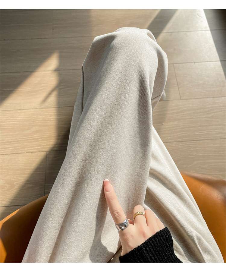 ワイドタックパンツ